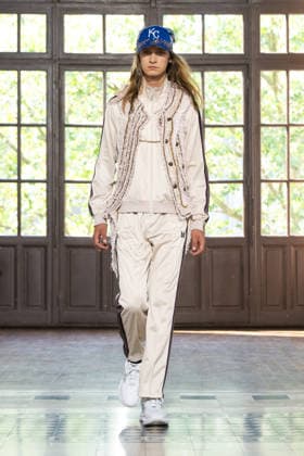 Junya Watanabe Men s Ready-to-Wear Spring Summer 2027 Collection Fashion Show at Paris Fashion Week, June 26, 2026 Junya Watanabe Men’s Ready-to-Wear Spring Summer 2027 Collection Fashion Show at Paris Fashion Week, June 26, 2026, Paris, France  Copyright: xAgencex xBestimagexAgencex xBestimagex