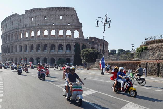 June 27, 2026, Rome, Rome, ITALY: Vespa Piaggio 80th Anniversary Parade, Rome, June 27, 2026 Rome ITALY  - ZUMAa289 20260627_zia_a289_021 Copyright: xRiccardoxDexLucax xAgfx