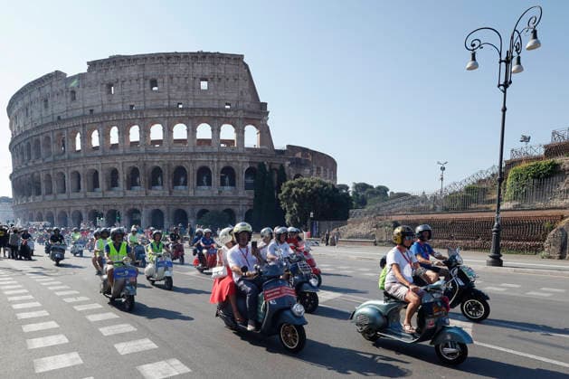 June 27, 2026, Rome, Rome, ITALY: Vespa Piaggio 80th Anniversary Parade, Rome, June 27, 2026 Rome ITALY  - ZUMAa289 20260627_zia_a289_025 Copyright: xRiccardoxDexLucax xAgfx