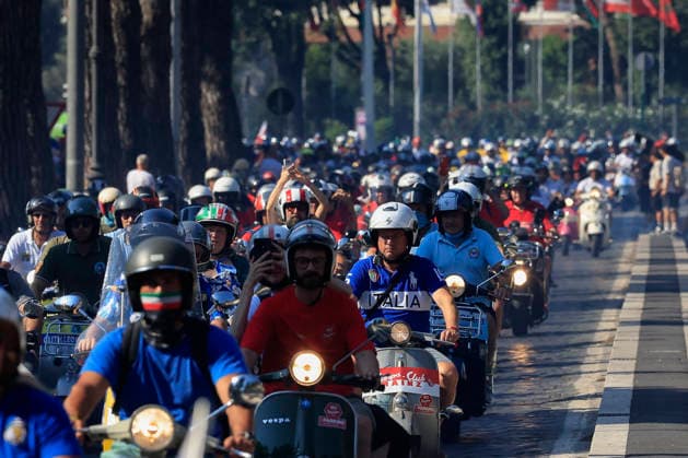 June 27, 2026, Rome, Rome, ITALY: Vespa Piaggio 80th Anniversary Parade, Rome, June 27, 2026 Rome ITALY  - ZUMAa289 20260627_zia_a289_032 Copyright: xRiccardoxDexLucax xAgfx