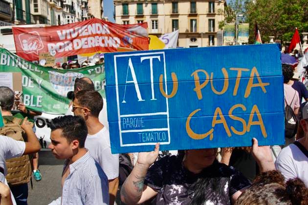 June 27 Housing Protest in Málaga June 27 Housing Protest in Málaga Photo of the June 27 housing protest in Málaga on June 27, 2026, in Málaga, Andalusia, Spain. Associations, neighborhood groups, and political parties demonstrated in Málaga against the housing crisis on Sunday, June 27. Representatives from the Málaga Para Vivir association, the Málaga branch of the PSOE, Adelante Andalucía, Por Andalucía, and Izquierda Unida attended. JUNE 27, 2026, Málaga, Málaga, Spain  Copyright: xÃlexxZeax 7626382