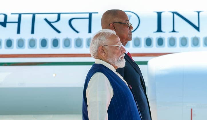 Prime Minister Narendra Modi with Seychelles President Patrick Herminie during his three-day visit to Seychelles Victoria Seychelles , Jun 27 (ANI): Prime Minister Narendra Modi with Seychelles President Patrick Herminie during his three-day visit to Seychelles, in Victoria on Saturday. (Narendra Modi Photo Gallery ANI Photo) Victoria Seychelles Copyright: xANIx ANI_20260627203