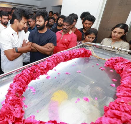 RECORD DATE NOT STATED Tamil Nadu LoP Udhayanidhi Stalin pays homage to late film director and actor K. Bhagyaraj Chennai, Jun 27 (ANI): Tamil Nadu LoP Udhayanidhi Stalin pays condolences to the family of late film director and actor K. Bhagyaraj, as he arrives to pay tribute to the mortal remains, in Chennai on Saturday. (@Udhaystalin X ANI Photo) Chennai Tamil Nadu India Copyright: xANIx ANI_20260627210