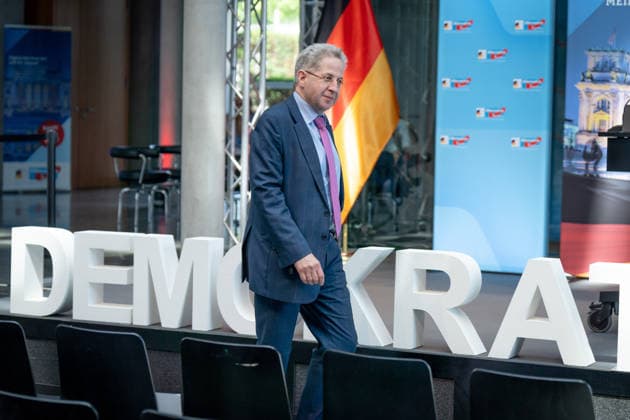1. Demokratiekongress der AfD-Fraktion im Bundestag 1. Demokratiekongress der AfD-Fraktion im Bundestag, Paul-Löbe-Haus, Hans-Georg Maaßen Berlin Berlin GER *** 1st Democracy Congress of the AfD Parliamentary Group in the Bundestag 1st Democracy Congress of the AfD Parliamentary Group in the Bundestag, Paul Löbe House, Hans Georg Maaßen Berlin Berlin GER