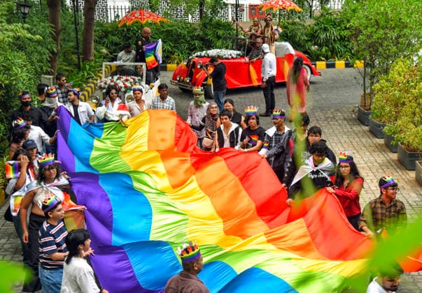 People take part in LGBTQIA+ Pride Carnival Gandhinagar, Jun 27 (ANI): People take part in LGBTQIA+ Pride Carnival to celebrate different identities during Pride Month, in Nagpur on Saturday. Gandhinagar Gujarat India Copyright: xANIx ANI_20260627497