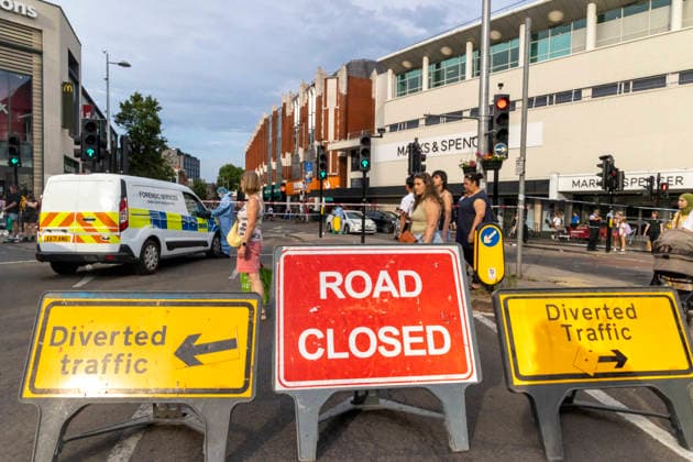 June 27, 2026, London, London, UK: London, UK. Emergency services at the scene in Ealing Broadway, west London, after a car struck pedestrians outside Marks & Spencer. London UK  - ZUMAl94_ 20260627_zaf_l94_026 Copyright: xMarcinxNowakx