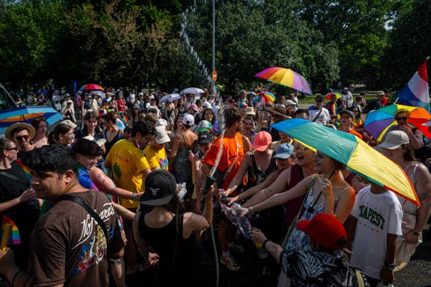 June 27, 2026, Budapest, Budapest, Hungary: A bartender is spraying water and filling up glasses for participants during the extreme heat at the 31st Budapest Pride march on 27 June, 2026. Budapest Hungary  - ZUMAa256 20260627_zip_a256_014 Copyright: xDanielxAlfoldix