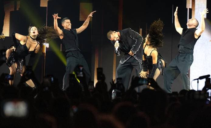 Latin-Pop-Musik in Oberhausen ** NUR FÜR REDAKTIONELLE ZWECKE ** EDITORIAL USE ONLY **<p>Der Pop Sänger Ricky Martin kommt am Samstag 27.06.2026 für ein einziges Konzert nach Deutschland in die Rudof Weber Arena in Oberhausen Deutschland Oberhausen Copyright: GerdxWallhorn *** Latin Pop Music in Oberhausen ** FOR EDITORIAL USE ONLY ** EDITORIAL USE ONLY ** p Pop singer Ricky Martin is coming to Germany on Saturday, June 27, 2026, for a one-night-only concert at the Rudolf Weber Arena in Oberhausen, Germany. Copyright GerdxWallhorn Copyright: GerdxWallhorn doc86h56f7o02d169t9yrrf ,EDITORIAL USE ONLY