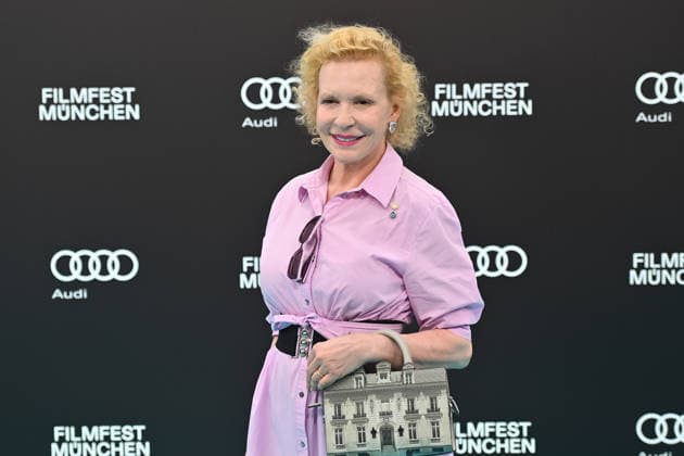 Sunnyi Melles (Schauspielerin), Einzelbild,angeschnittenes Einzelmotiv, Halbfigur,halbe Figur. Eroeffnung 43.Filmfest Muenchen am 27.06.2026 Gasteig HP8. *** Sunnyi Melles, actress; single frame, cropped close-up, half-length portrait; opening of the 43rd Munich Film Festival on June 27, 2026, at Gasteig HP8