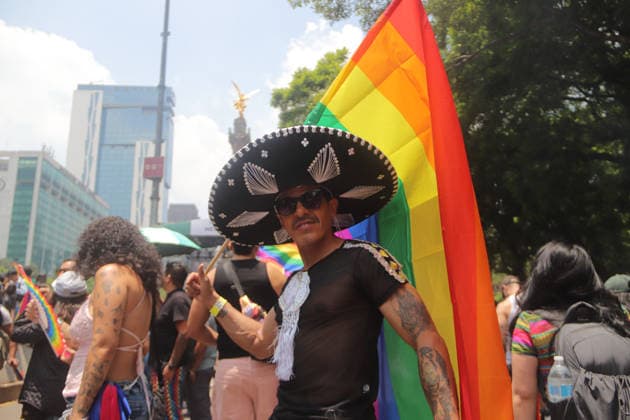 48th Annual LGBTIQ+ Pride Parade in Mexico City A member of the LGBTQ+ community takes part in the 48th annual Pride Parade at the Angel of Independence monument in Mexico City, Mexico. This year s march highlights demands for increased security, an end to hate crimes, and the legal recognition of transfemicides amidst a reported rise in violence against the community nationwide. on June 27, 2026 in Mexico City, Mexico. (Photo by Carlos Santiago Eyepix Group) Copyright: xCarlosxSantiago xEyepixxGroupx CS_27062026_189339