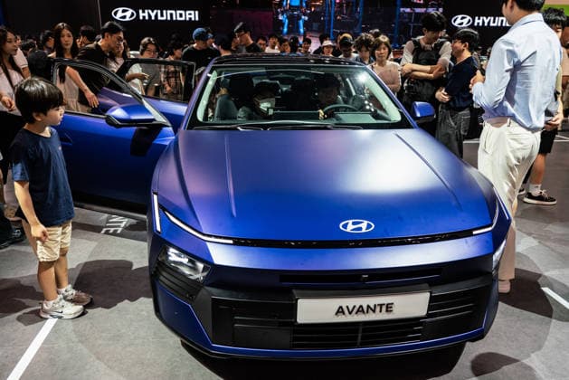 June 27, 2026, Busan, South Korea: People look and experience The All-New Avante CN8 during the Busan International Mobility Show 2026 (BIMOS 2026) at BEXCO. Busan International Mobility Show 2026 (BIMOS 2026) is happening from June 26 to July 5. Busan South Korea - ZUMAs197 20260627_aaa_s197_145 Copyright: xSimonxShinx