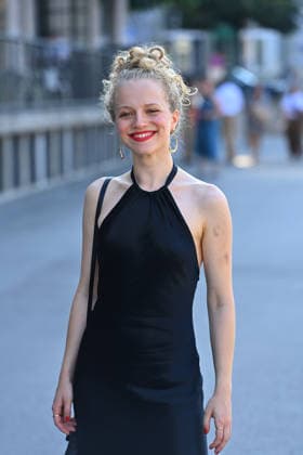 Kya-Celina Barucki (Schauspielerin), Einzelbild,angeschnittenes Einzelmotiv,Halbfigur,halbe Figur. Eroeffnung 43.Filmfest Muenchen am 27.06.2026 Gasteig HP8. *** Kya Celina Barucki, actress; single frame, cropped close-up, half-length portrait; opening of the 43rd Munich Film Festival on June 27, 2026, at Gasteig, HP8