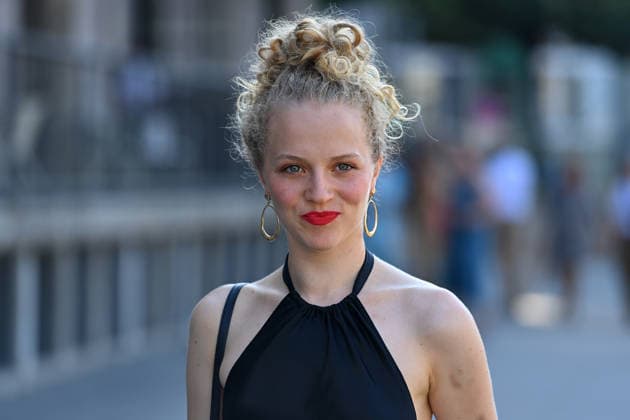 Kya-Celina Barucki (Schauspielerin), Einzelbild,angeschnittenes Einzelmotiv,Portrait,Portraet. Eroeffnung 43.Filmfest Muenchen am 27.06.2026 Gasteig HP8. *** Kya Celina Barucki, actress; single frame, cropped close-up, portrait; opening of the 43rd Munich Film Festival on June 27, 2026, at Gasteig HP8