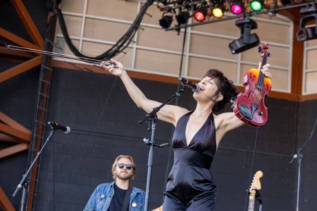 June 27, 2026, Milwaukee, Wisconsin, U.S: Musician TRACY BONHAM during the Summerfest Music Festival in Milwaukee, Wisconsin Milwaukee U.S  - ZUMAs135 20260627_zap_s135_028 Copyright: xDanielxDeSloverx