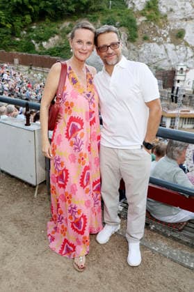 Patrick Bach mit Partnerin Monika Grosse bei der Premiere von Im Tal des Todes bei den Karl-May-Spielen 2026 im Freilichttheater am Kalkberg. Bad Segeberg, 27.06.2026 *** Patrick Bach with his partner Monika Grosse at the premiere of *In the Valley of Death* at the 2026 Karl May Festival at the Kalkberg Open-Air Theater in Bad Segeberg, June 27, 2026 Foto:xgbrcix xFuturexImagex karl_may_6625