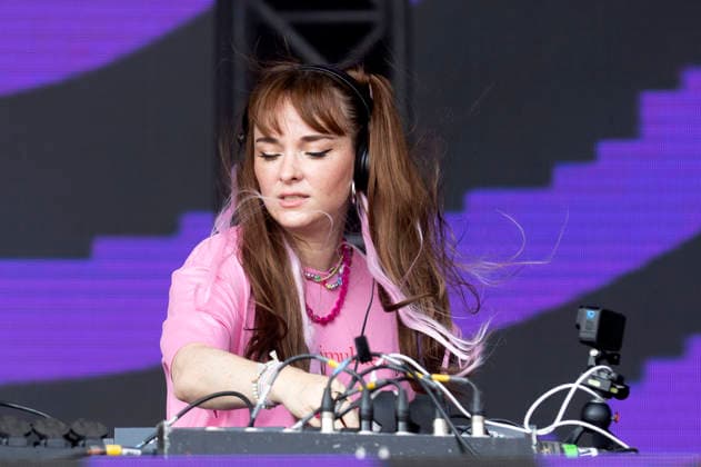 Lari Luke live beim Rainbow Festival am Fühlinger See. Köln, 27.06.2026 *** Lari Luke live at the Rainbow Festival at Fühlinger See in Cologne, June 27, 2026 Foto:xxF.xZeisingx xFuturexImagex rainbow_6686