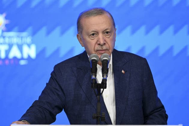 AK Party s 33rd Consultation and Evaluation Meeting in Sakarya SAKARYA, TURKIYE - JUNE 28: Turkish President and AK Party Chairman Recep Tayyip Erdogan delivers a speech during the closing program of the 33rd Consultation and Evaluation Meeting of the Justice and Development (AK) Party in Sapanca district of Sakarya, Turkiye, on June 28, 2026. Dogukan Keskinkiliç Anadolu Sakarya Turkey. Editorial use only. Please get in touch for any other usage.  Copyright: x2026xAnadoluxDoÄüukanxKeskinkÄ±lÄ±cx