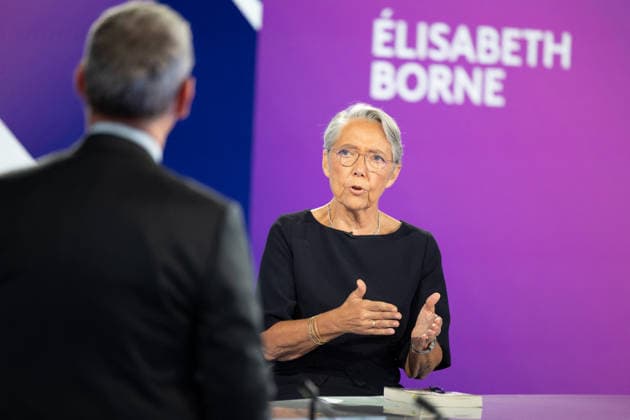 Elisabeth Borne on Dimanche En Politique - Paris Portrait of Ensemble Pour la Republique s MP Elisabeth Borne during an interview for Dimanche En Politique on France 3 channel in Paris, France on June 28, 2026. Photo by Raphael Lafargue ABACAPRESS.COM Paris France  Copyright: xLafarguexRaphael ABACAx
