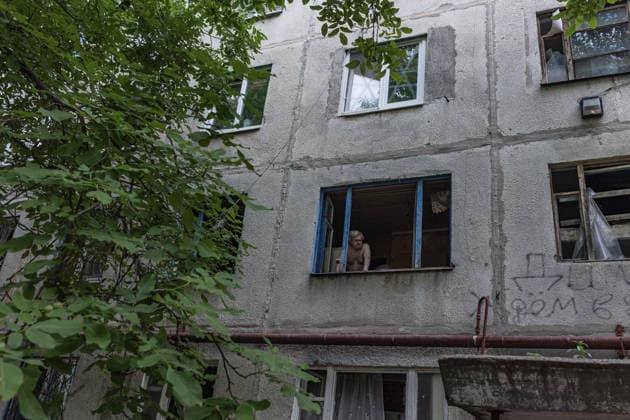 White Angels police unit evacuates civilians in Druzhkivka DRUZHKIVKA, UKRAINE - JUNE 28: The White Angels police unit evacuates civilians following an intensification of shelling in the city of Druzhkivka, Ukraine, 28 June 2026 Diego Herrera Carcedo Anadolu Druzhkivka Ukraine. Editorial use only. Please get in touch for any other usage.  Copyright: x2026xAnadoluxDiegoxHerreraxCarcedox