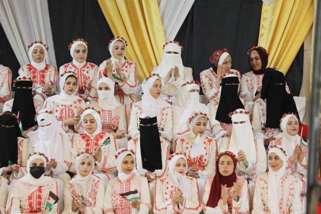 Mass Wedding Ceremony Brings Together 150 Couples in Northern Gaza Palestinian brides and grooms take part in a mass wedding ceremony in Jabalia, northern Gaza Strip, on June 28, 2026. The event was organized by the Ghouth Charitable Foundation as part of a social initiative to support the marriage of 150 couples from northern Gaza, months after the area suffered extensive destruction during the war. Photo by Bilal Osama apaimages Gaza city Gaza Strip Palestinian Territory 280626_Jabalia_BO_00(56) Copyright: xapaimagesxBilalxOsamax xapaimagesx