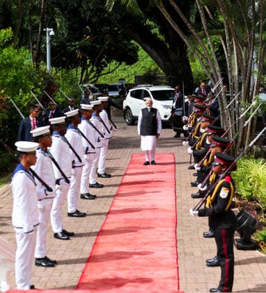 Prime Minister Narendra Modi receives a Guard of Honour Victoria Seychelles , Jun 28 (ANI): Prime Minister Narendra Modi receives a Guard of Honour, in Victoria on Sunday. (Narendra Modi Photo Gallery ANI Photo) Victoria Seychelles Copyright: xANIx ANI_20260628056