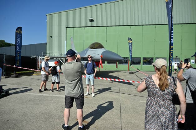 Belgian Air Force Days FLORENNES, BELGIUM - JUNE 28: Spectators and aviation enthusiasts watch the air show within the scope of the Belgian Air Force Days at Florennes Air Base in Florennes, Belgium on June 28, 2026. Dursun Aydemir Anadolu Brussels Belgium. Editorial use only. Please get in touch for any other usage.  Copyright: x2026xAnadoluxDursunxAydemirx