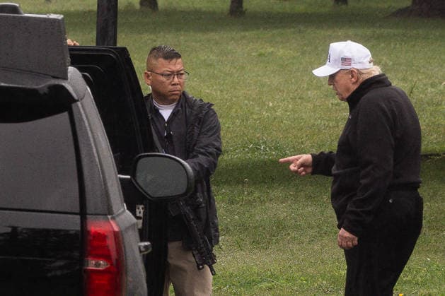 US President Trump Visits East Potomac Golf Links US President Donald Trump, leaves East Potomac Golf Links in Washington, DC, US, on Sunday, June 28, 2026. Trump has taken a number of steps to reshape the nation s capital in his second term, including demolishing the White House East Wing to make way for a new ballroom, planning for the construction of a new triumphal arch, pledging to renovate the John F. Kennedy Center for the Performing Arts, and terminating a contract to run a trio of public golf courses in Washington. WASHINGTON DC United States  Copyright: xPool ABACAx