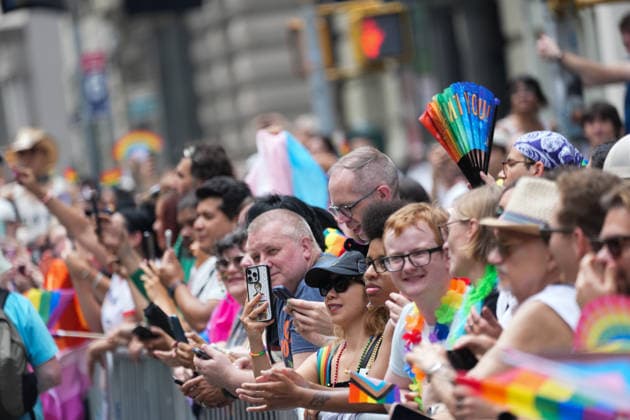 June 28, 2026, New Yok, New York, USA: People cheer along Fifth Avenue at the Annual NYC Pride March on June 28, 2026 in New York. NYC s Pride March began as a demonstration honoring the 1969 Stonewall Riots, has evolved into a global symbol of LGBTQIA+ resilience, unity and activism. New Yok USA  - ZUMAb148 20260628_zap_b148_018 Copyright: xBryanxSmithx