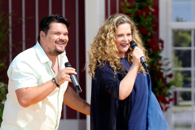 Entertainment Bilder des Tages Kai Becker und Diana Amft in der ARD TV-Show Immer wieder sonntags im Europa-Park. Rust, 28.06.2026 *** Kai Becker and Diana Amft on the ARD TV show *Immer wieder sonntags* at Europa-Park in Rust, June 28, 2026 Foto:xAgenturxWehnertx xGränzdörferx xFuturexImagex sonntags2806_6632
