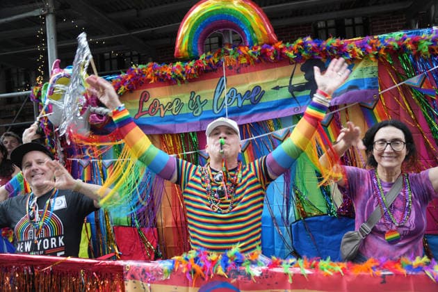 June 28, 2026, New Yok, New York, USA: People cheer at the Annual NYC Pride March on June 28, 2026 in New York. NYC s Pride March began as a demonstration honoring the 1969 Stonewall Riots, has evolved into a global symbol of LGBTQIA+ resilience, unity and activism. New Yok USA - ZUMAb148 20260628_zap_b148_036 Copyright: xBryanxSmithx