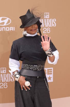 Janet Jackson arrives on the red carpet for 26th annual BET Awards live telecast at the Peacock Theater in Los Angeles on Sunday, June 28, 2026. The BET Awards honors Black entertainers and other people of color in music, film, sports and philanthropy.  LAP20260628355 GREGxGRUDT