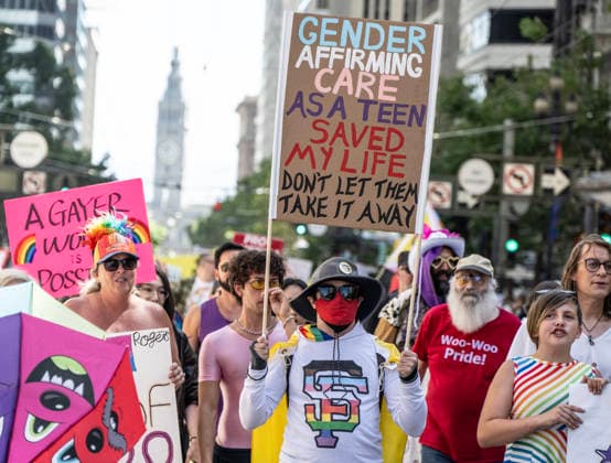 Contingents march up Market Street in the annual LGBTQ Pride Parade in San Francisco on Sunday, Junne 28, 2026. Tens of thousands turned out to watch and participate in the spectacle.  SXP2026062806 TERRYxSCHMITT