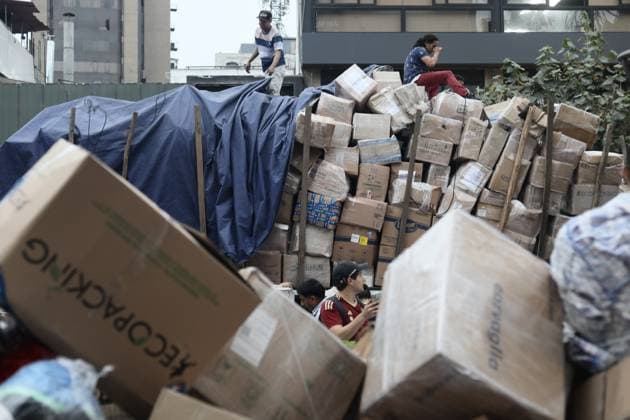 Humanitarian aid campaign launched in Lima for Earthquake Victims in Venezuela LIMA, PERU - JUNE 28: People gather at a collection center in Lima, Peru on June 28, 2026, to donate essential supplies, including food, clothing, and medicine, for families affected by the recent earthquakes in Venezuela. Organized by the Venezuelan community living in Peru, the humanitarian campaign called on residents and citizens to support the relief efforts for the disaster victims. Klebher Vasquez Anadolu Lima Peru. Editorial use only. Please get in touch for any other usage.  Copyright: x2026xAnadoluxKlebherxVasquezx