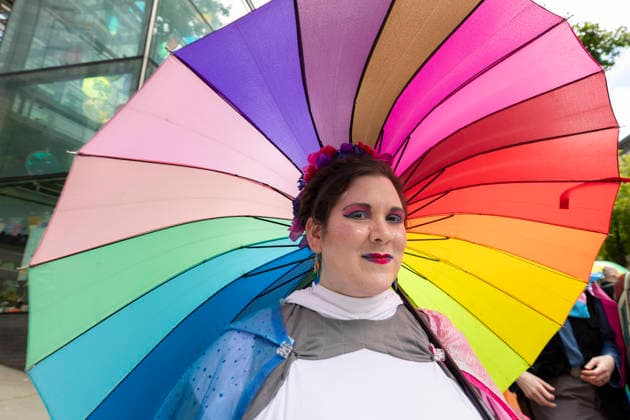 June 28, 2026, Seattle, Washington, USA: A woman dressed as Princess Leia prepares to march with a Star Wars themed contingent in the Seattle Pride Parade in downtown Seattle on Sunday, June 28, 2026. Seattle USA - ZUMAg235 20260628_zap_g235_034 Copyright: xPaulxChristianxGordonx
