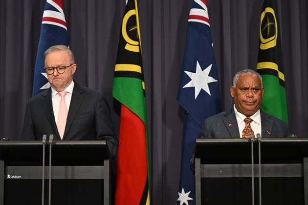 JOTHAM NAPAT AUSTRALIA VISIT, Prime Minister of Vanuatu Jotham Napat and Australian Prime Minister Anthony Albanese speak to the media during a press conference after signing the Nakamal agreement at Parliament House in Canberra, Monday, June 29, 2026. ( NO ARCHIVING CANBERRA AUSTRALIAN CAPITAL TERRITORY AUSTRALIA  Copyright: xLUKASxCOCHx 20260629123030328035