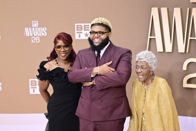 CA: BET Awards 2026 - Arrivals Druski and Family attend the 2025 BET Awards at Peacock Theater on June 28, 2026 in Los Angeles, California. Los Angeles United States Copyright: xWestonxHancockx xSOPAxImagesx Weston Hancock June 28 - 2300