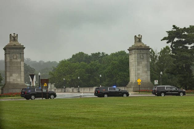 June 28, 2026, Washington, District Of Columbia, USA: The Presidential motorcade drives past the proposed location of United States President Donald Trump s planned Triumphal Arch in Washington, DC, US, on Sunday, June 28, 2026. Trump has taken a number of steps to reshape the nation s capital in his second term, including demolishing the White House East Wing to make way for a new ballroom, planning for the construction of a new triumphal arch, pledging to renovate the John F. Kennedy Center for the Performing Arts, and terminating a contract to run a trio of public golf courses in Washington Washington USA - ZUMAs152 20260628_faa_s152_012 Copyright: xTierneyxLxCrossx-xPoolxviaxCNPx