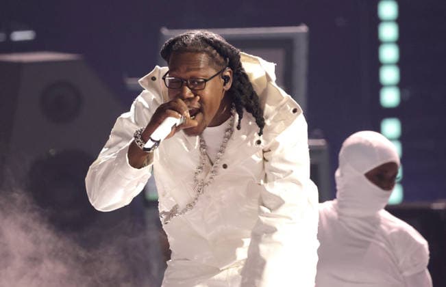 2026 BET Awards - Show Don Toliver performs onstage during the 2026 BET Awards at Peacock Theater on June 28, 2026 in Los Angeles, California. Los Angeles Peacock Theater California United States Copyright: xCraSH imageSPACEx