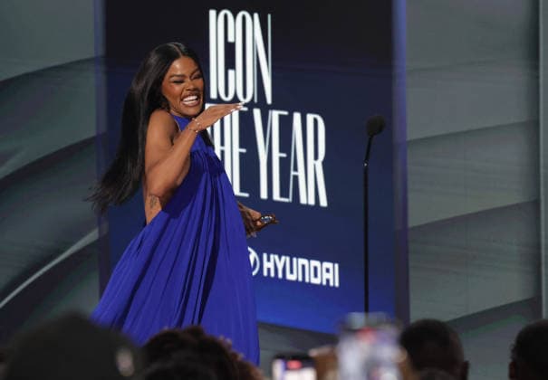 2026 BET Awards - Show Teyana Taylor accepts the Icon of the Year award onstage during the 2026 BET Awards at Peacock Theater on June 28, 2026 in Los Angeles, California. Los Angeles Peacock Theater California United States Copyright: xCraSH imageSPACEx