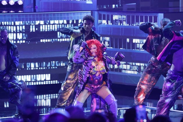 2026 BET Awards - Show Cardi B performs onstage during the 2026 BET Awards at Peacock Theater on June 28, 2026 in Los Angeles, California. Los Angeles Peacock Theater California United States Copyright: xCraSH imageSPACEx