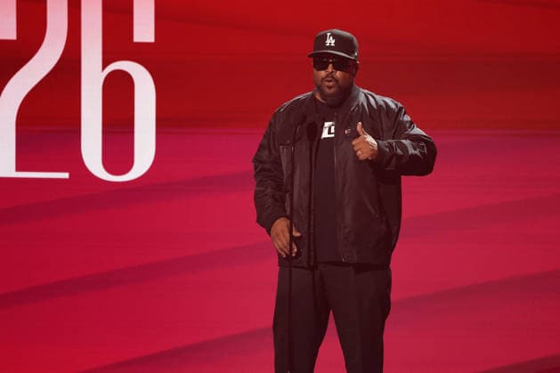 2026 BET Awards - Show Ice Cube speaks onstage during the 2026 BET Awards at Peacock Theater on June 28, 2026 in Los Angeles, California. Los Angeles Peacock Theater California United States Copyright: xCraSH imageSPACEx