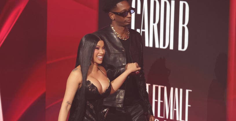 2026 BET Awards - Show Cardi B accepts the Best Female Hip Hop Artist award onstage during the 2026 BET Awards at Peacock Theater on June 28, 2026 in Los Angeles, California. . Los Angeles Peacock Theater California United States Copyright: xCraSH imageSPACEx