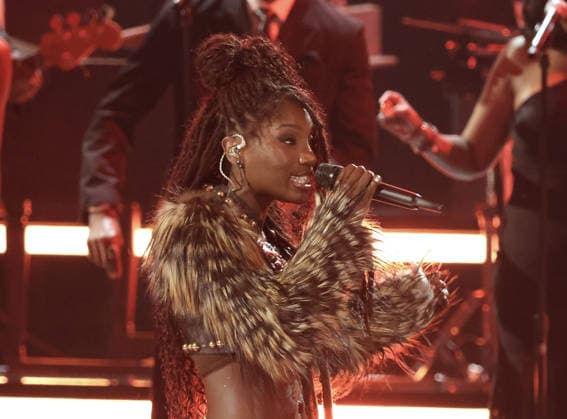 2026 BET Awards - Show SZA, Doechii perform onstage during the 2026 BET Awards at Peacock Theater on June 28, 2026 in Los Angeles, California. Los Angeles Peacock Theater California United States Copyright: xCraSH imageSPACEx