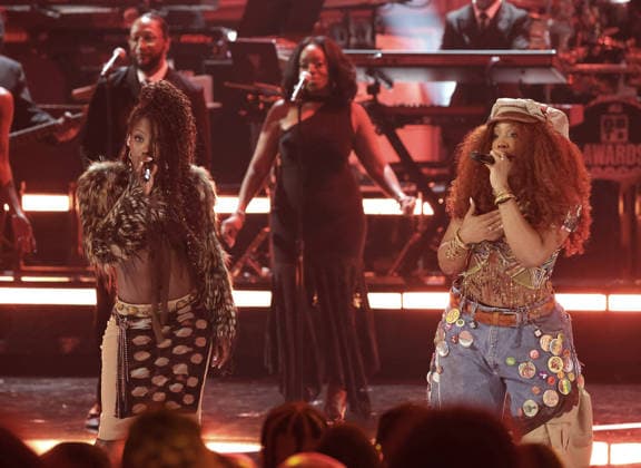 2026 BET Awards - Show SZA, Doechii perform onstage during the 2026 BET Awards at Peacock Theater on June 28, 2026 in Los Angeles, California. Los Angeles Peacock Theater California United States Copyright: xCraSH imageSPACEx