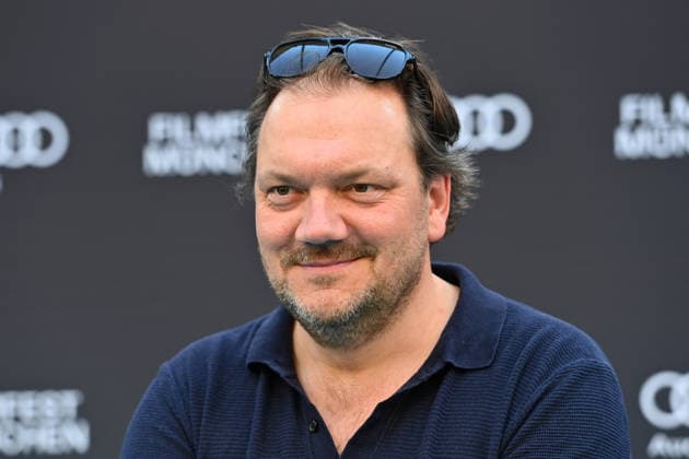 Charly HUEBNER (Schauspieler), Einzelbild,angeschnittenes Einzelmotiv,Portraet,Portrait,Porträt. 43.Filmfest Muenchen Premiere SPAZIERGANG NACH SYRAKUS am 28.06.2026 Deutsches Theater. *** Charly HUEBNER, actor; still image; cropped single shot; portrait; 43rd Munich Film Festival premiere of *A Walk to Syracuse* on June 28, 2026, at the Deutsches Theater