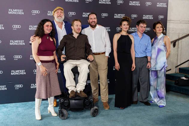 Anna Shirin Habedank, Nicki von Tempelhoff, Samuel Koch, Jonathan Benedict Behr, Seyneb Saleh, Till Raskopf und Alma Hasun bei der Premiere der ARD-Miniserie Ritus auf dem 43. Filmfest München 2026 in der Astor Film Lounge im Arri Kino. München, 28.06.2026 *** Anna Shirin Habedank, Nicki von Tempelhoff, Samuel Koch, Jonathan Benedict Behr, Seyneb Saleh, Till Raskopf, and Alma Hasun at the premiere of the ARD miniseries *Ritus* at the 43rd Munich Film Festival 2026 in the Astor Film Lounge at the Arri Kino in Munich, June 28, 2026 Foto:xN.xKolinzx xFuturexImagex ritus_6655