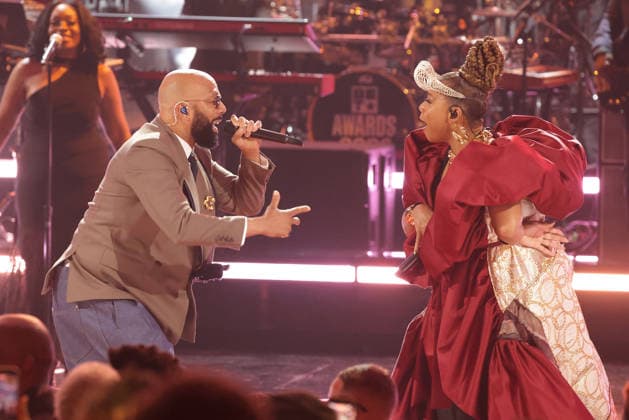 2026 BET Awards - Show Common, Queen Latifah perform onstage during the 2026 BET Awards at Peacock Theater on June 28, 2026 in Los Angeles, California. Los Angeles Peacock Theater California United States Copyright: xCraSH imageSPACEx