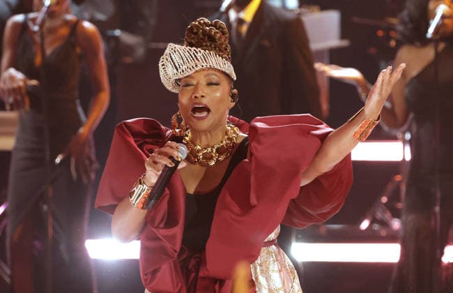 2026 BET Awards - Show Queen Latifah performs onstage during the 2026 BET Awards at Peacock Theater on June 28, 2026 in Los Angeles, California. Los Angeles Peacock Theater California United States Copyright: xCraSH imageSPACEx