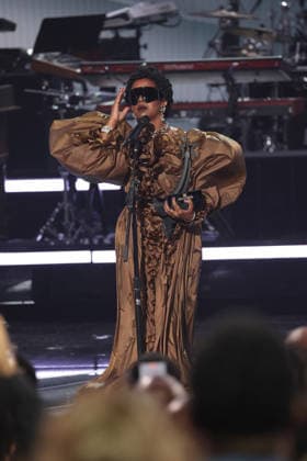 2026 BET Awards - Show Lauryn Hill performs onstage during the 2026 BET Awards at Peacock Theater on June 28, 2026 in Los Angeles, California. Los Angeles Peacock Theater California United States Copyright: xCraSH imageSPACEx