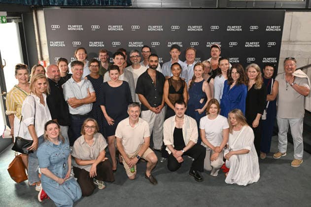 Laurence Rupp, Tobias Moretti, Martina Ebm und Umut Dag mit Cast und Team bei der Premiere der ARD ORF-Miniserie Gnadenlos - Gegen das Gesetz auf dem 43. Filmfest München 2026 in der Astor Film Lounge im Arri Kino. München, 28.06.2026 *** Laurence Rupp, Tobias Moretti, Martina Ebm, and Umut Dag with the cast and crew at the premiere of the ARD ORF miniseries *Gnadenlos Gegen das Gesetz* at the 43rd Munich Film Festival 2026 in the Astor Film Lounge at the Arri Kino in Munich, June 28, 2026 Foto:xS.xReaghx xFuturexImagex gnadenlos_6601